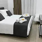 Solymar Oda ve Kahvaltı Napoli