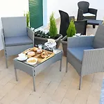 Solymar Oda ve Kahvaltı 4*