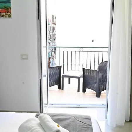 Bed & Breakfast Solymar Neapel